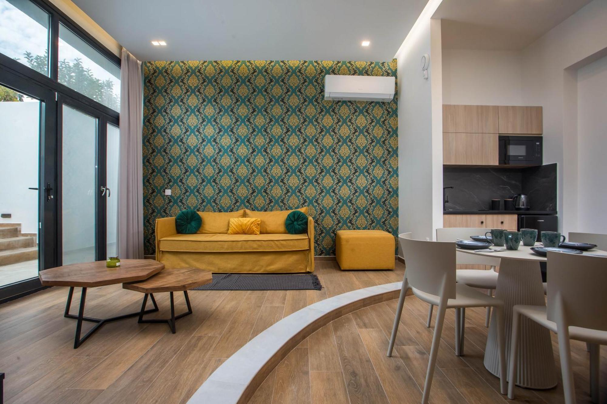 Armonia Luxury Villa 이알리소스 외부 사진