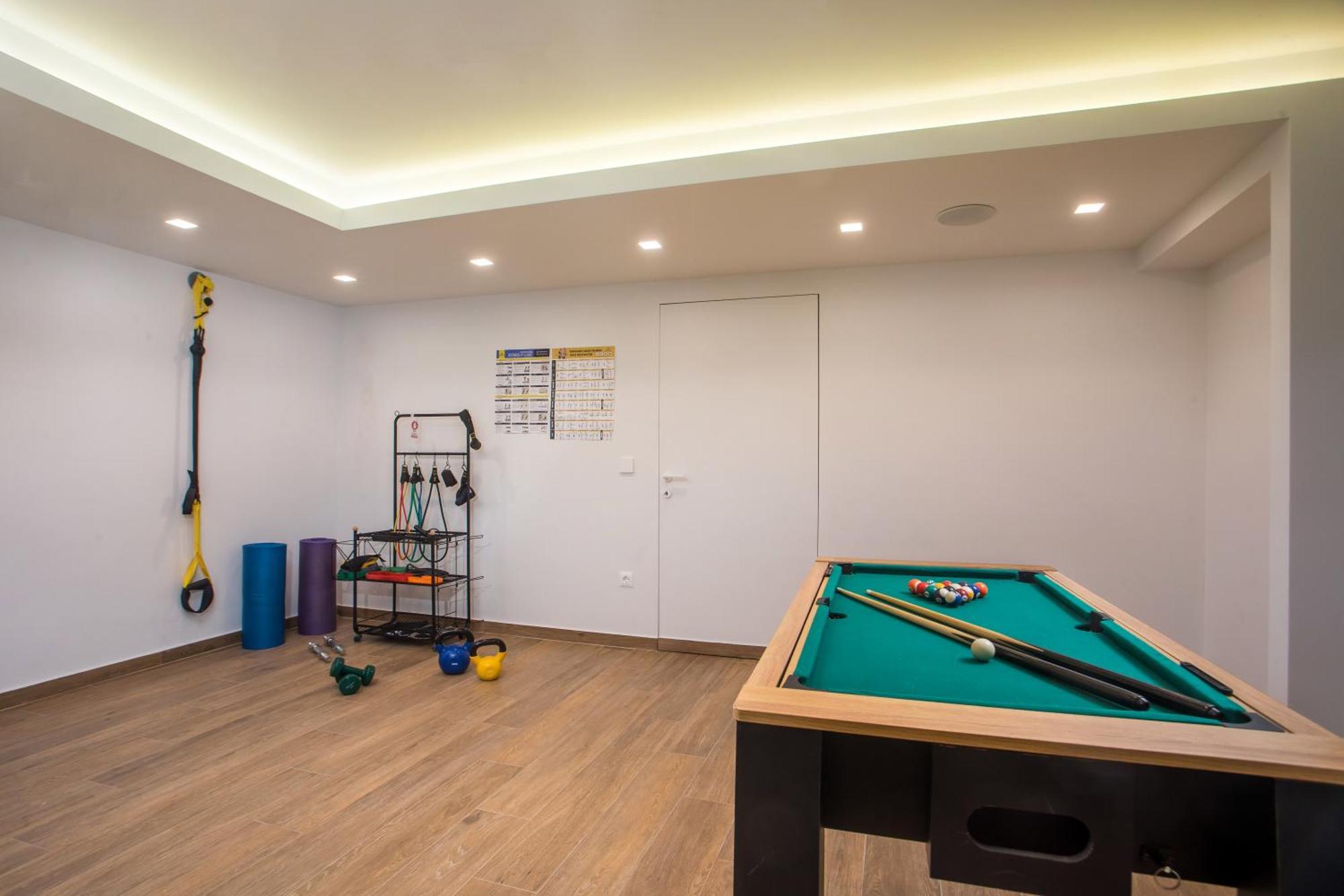 Armonia Luxury Villa 이알리소스 외부 사진